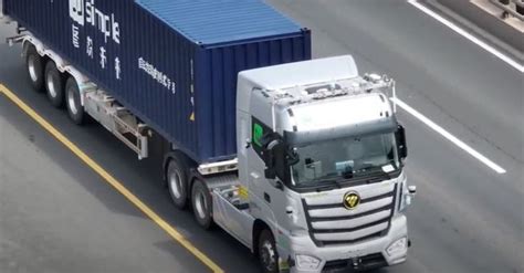 S­ü­r­ü­c­ü­s­ü­z­ ­k­a­m­y­o­n­ ­ş­i­r­k­e­t­i­ ­k­ü­ç­ü­l­m­e­y­e­ ­g­i­d­i­y­o­r­